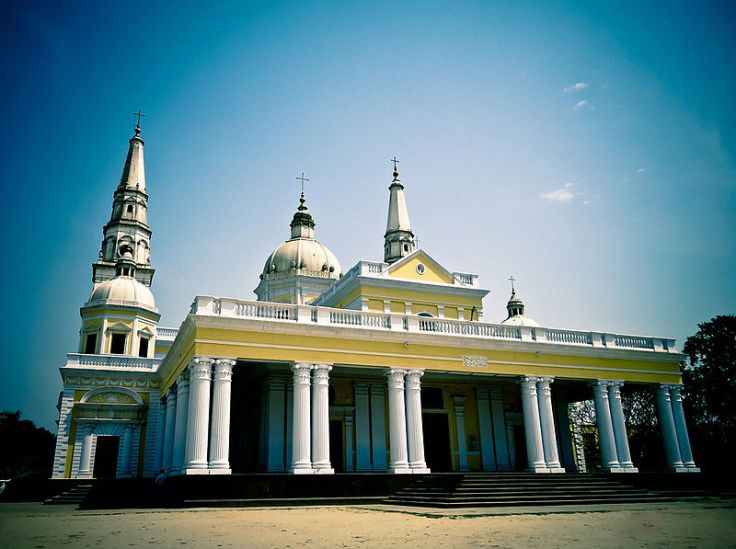 800px-sardhana_basilica_richard_1